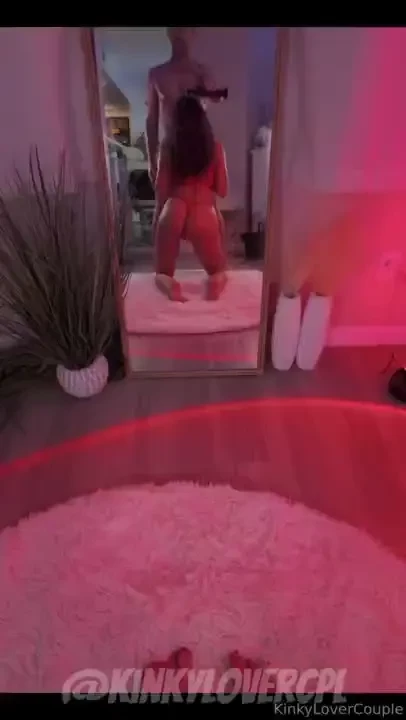 I m such a good girl watch me wiggle and dance on my knees and get him 