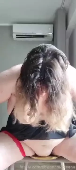 Ridding friday wish it was on your cock 5 57 min fyp pee squirt 