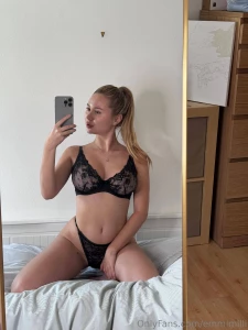 Hmm i think im getting better at hand placements is this where you d