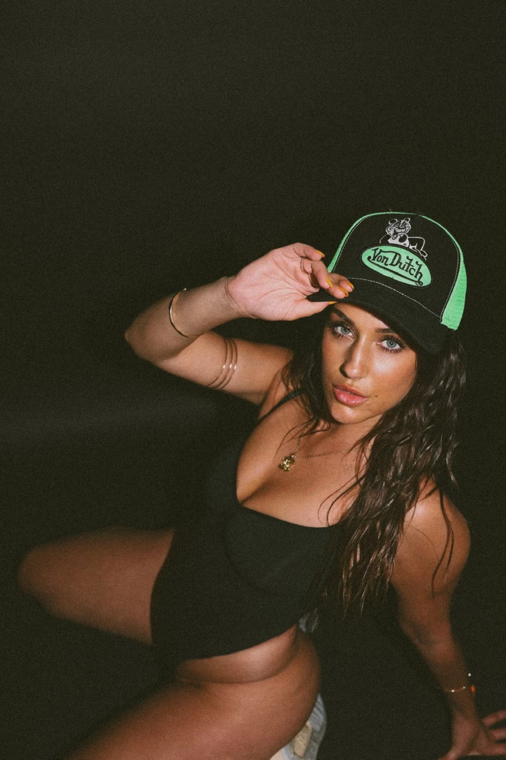 All new content in the dms now 