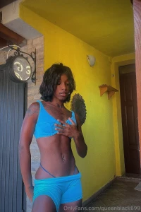 Troppo corti questi pantaloncini forse a questo punto meglio toglierli