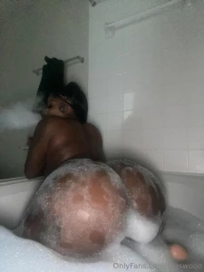 Omg hurry and follow this tv star she a freak free onlyfanz g g b g