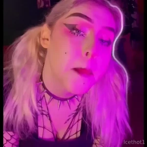 Icethot1behindthescenes part 22