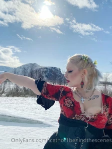 Helloooo i had so much fun yesterday shooting this photoshoot with part 5