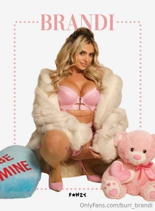 Hey everyone i m announcing my first ever brandi s collectors card you