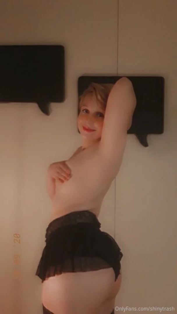 Hi sweetie i know my photos are still stamp-sized my ass on the other part 2 