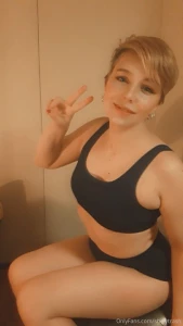 I might be a pizza-loving geek girl but i do try to balance that out part 6