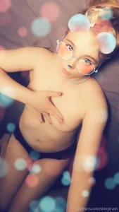 I thought you might enjoy a little peek i have many more photo ideas