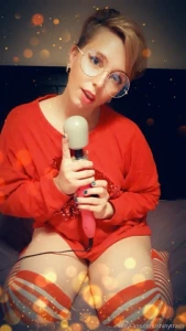 Dear santa it is not very easy for me to be a good girl i have decided part 5