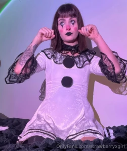 Do you like clown girls ps these pictures get naughtier just wait part 17
