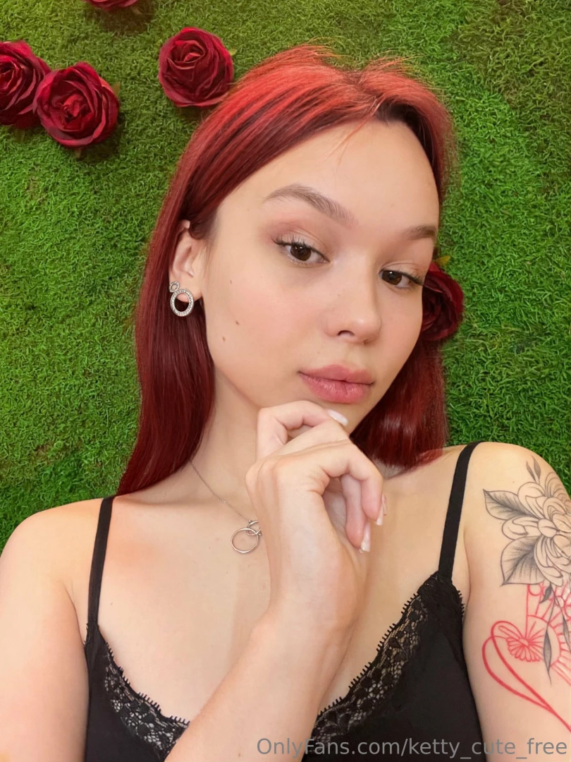 Today i m feeling like a true queen embracing my beauty and confidence 