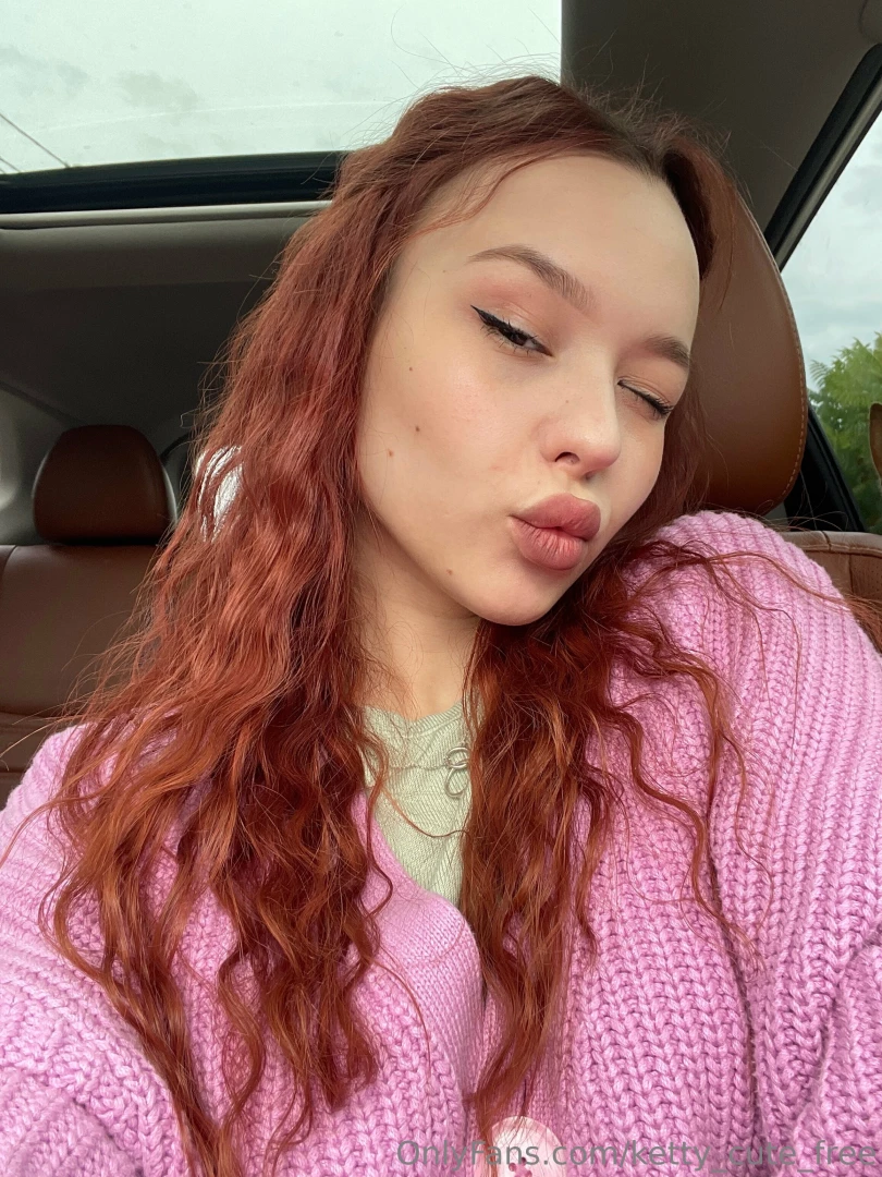 Feeling myself and loving every moment of this day embracing my unique 