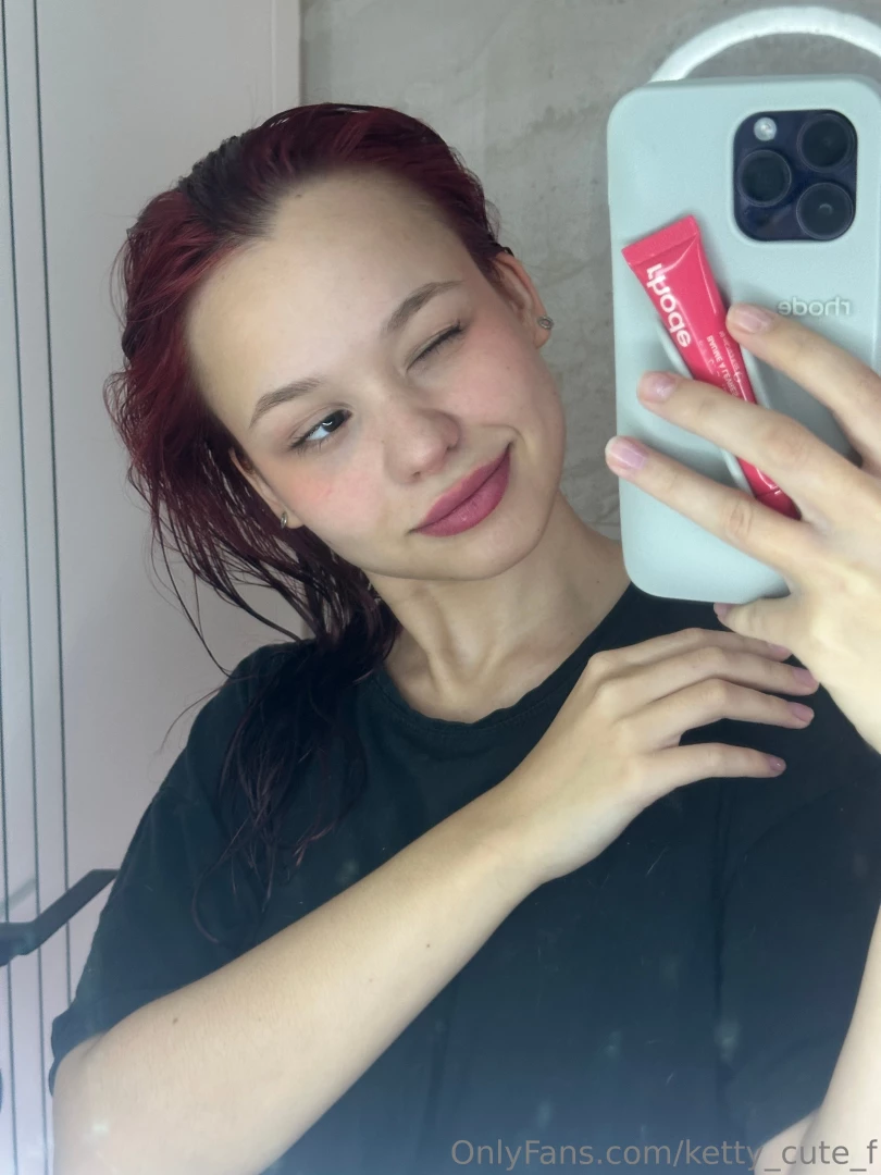 Standing here bathed in the gold glow of the sun i can t help but feel 