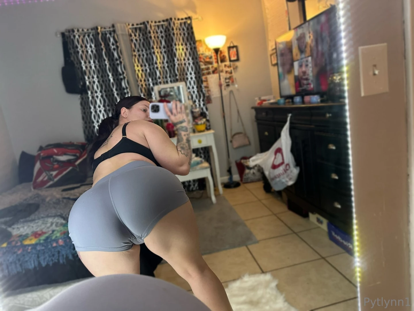 Is this how you want me daddy bent over and ready for you 