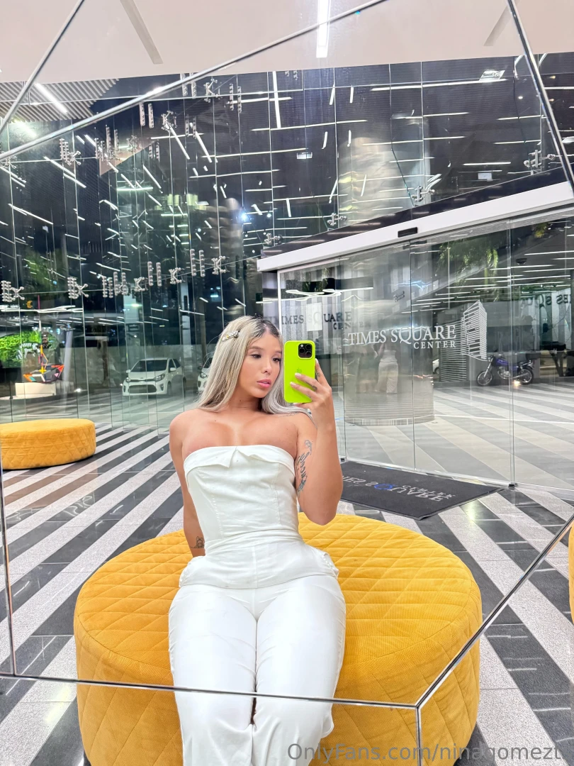 My curves have something to say 