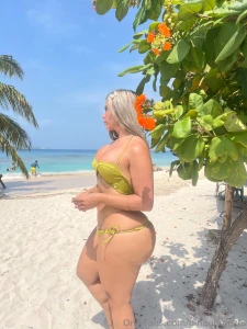 Oiled up and morally down