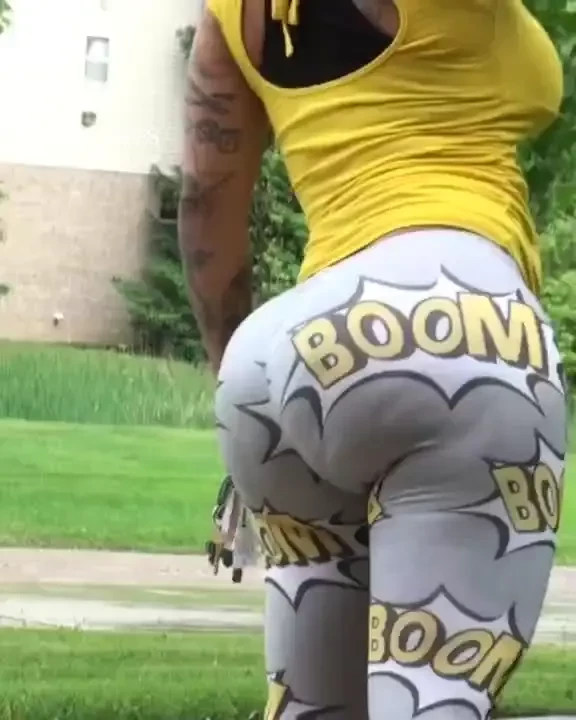 Thebodyxxx in boom pow leggins free check messages 