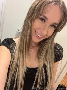 Flaunting my pretty side today