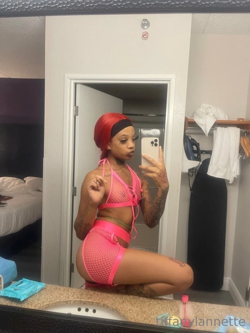 Pretty in pink part 1027 