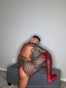 If you wanna see me jerk wearing stockings butt plug deep in place