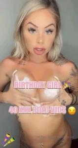 brookeshowsxx - It s my birthday but i m spoiling the first fan to fill this 