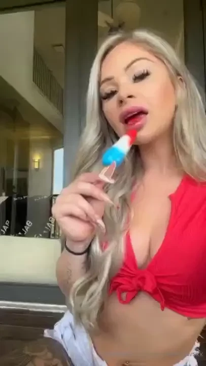You should be in my dms wya 