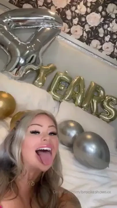 4 whole year with my favorites that would be you 