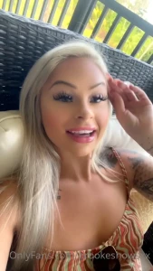 brookeshowsxx - Question how deep can u take dick down throat 