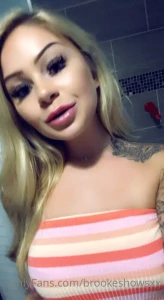 brookeshowsxx - Wheres the hard cock at huh 