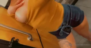 brookeshowsxx - Wyd you up for work yet 