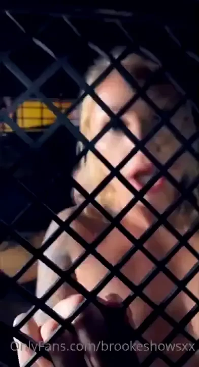 Fucked a felon dm me and say felon 
