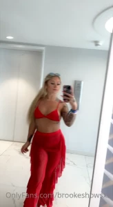 brookeshowsxx - Been at rolling loud all weekend i m soooo horny rn 