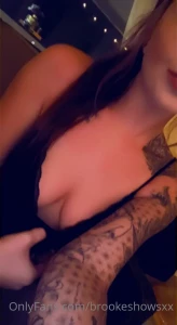 brookeshowsxx - Who else is tipsy or horny - 