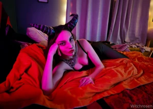 Lil succubus came sneaking into your bed or perhaps this is krampus part 1