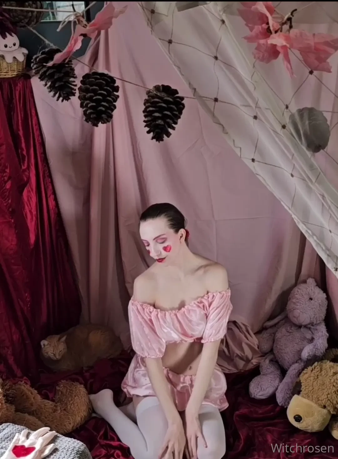 Part 2 of my valentines jester outfit this post is all videos if you part 1 