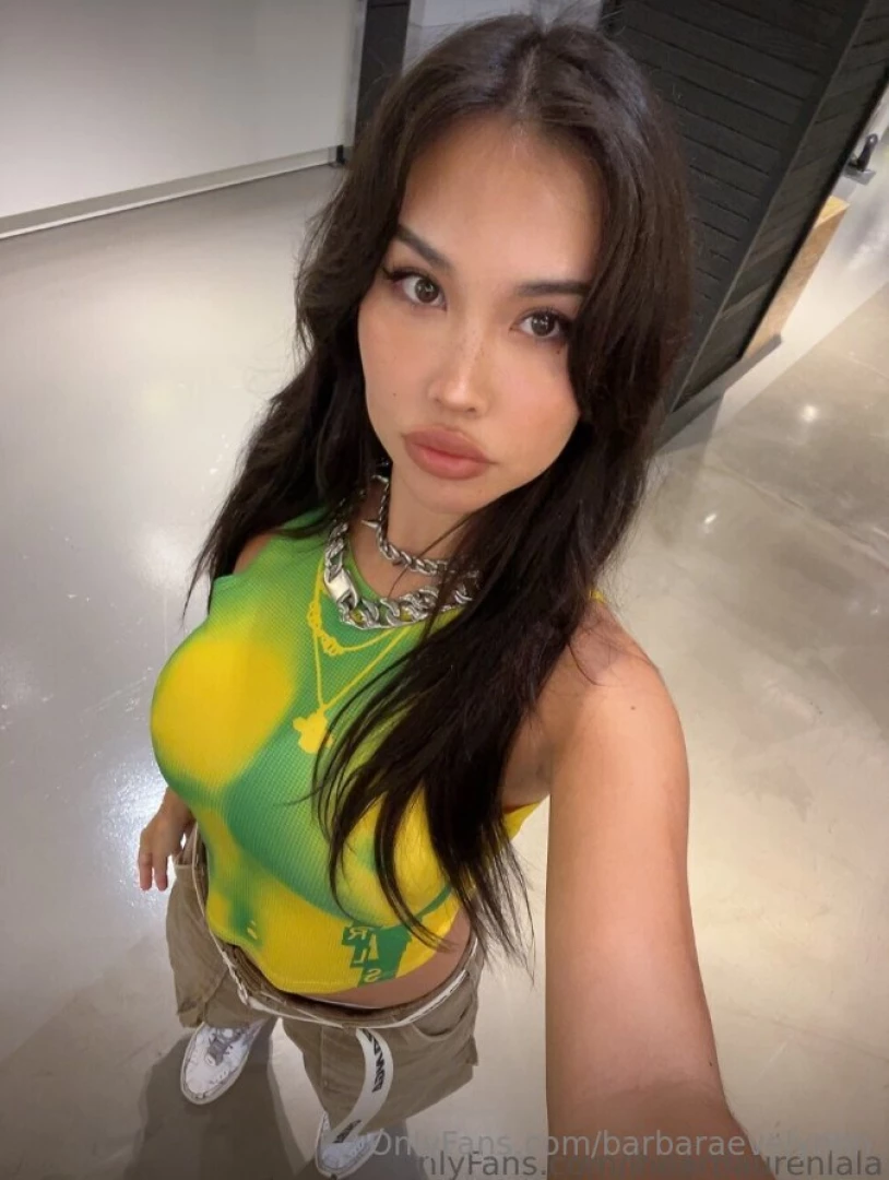 Honolulu is full of beautiful sights and iheartlaurenlala is sure on part 9 