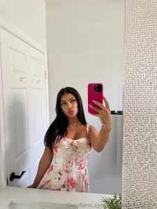 Mirror mirror on the wall who s dropping a new video tonight yep that
