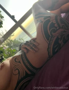 I love being worshipped and admired especially in the morning x