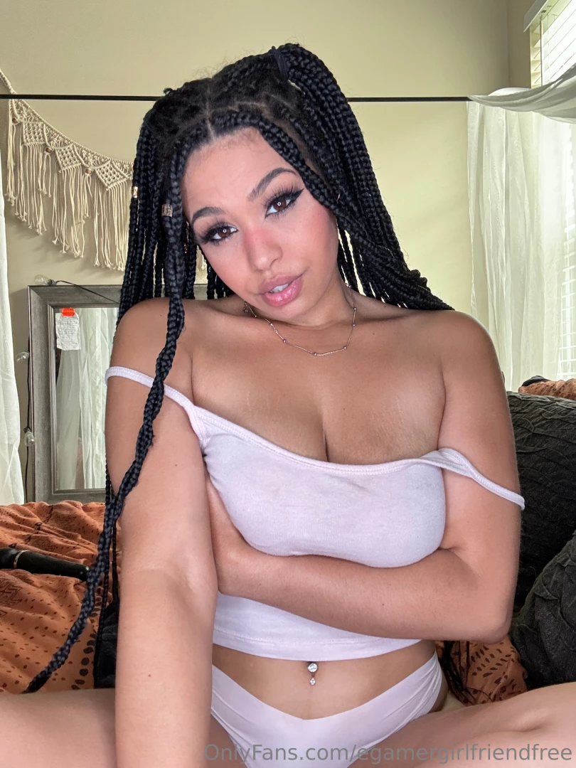 Only 18 spots left for 3 egamergirlfriend 