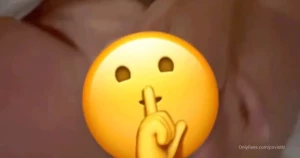 Want a free coochie vid ik you wanna see my wet pussy bby and all you part 1