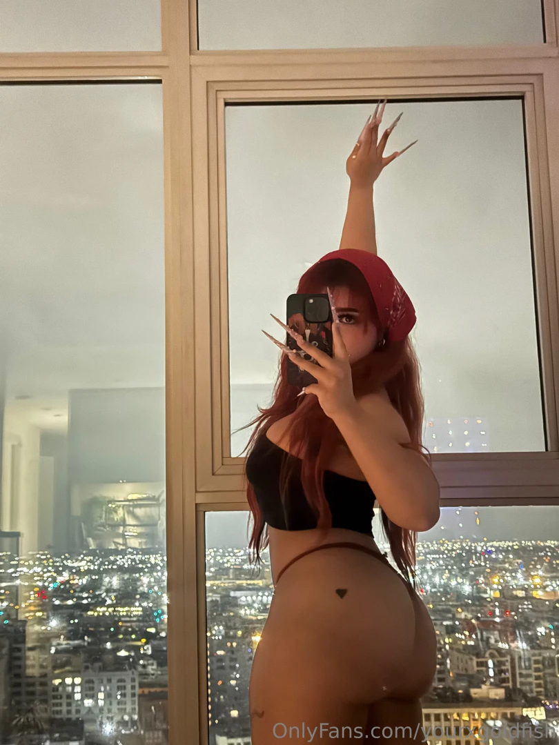 Let s give my neighbors a show 