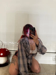 What s the first word you think of when you see me