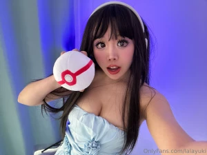 You re cute but i bet you couldn t last a second against my