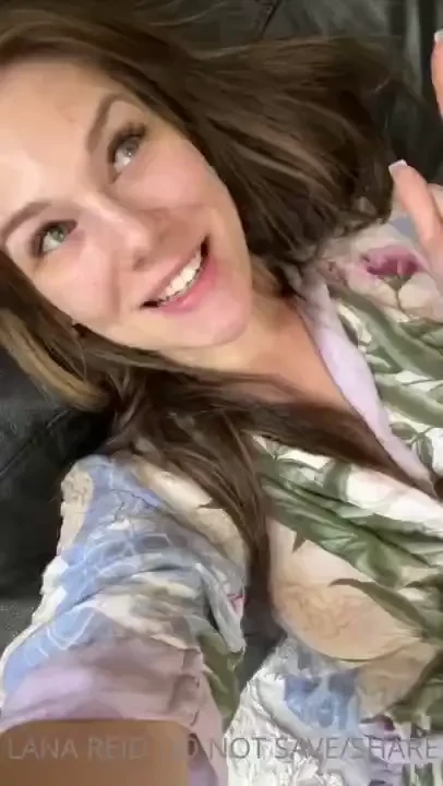 It s like a ghost town come join me and my boobs in the dms especially 