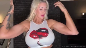 Short version of the secret solo dildo clip just sent out to all my