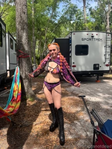 Rate my rave outfit swipe if you like rave titties