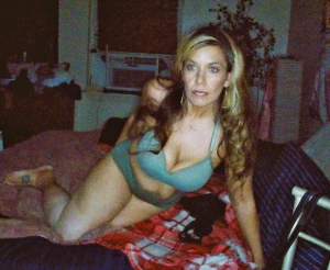 Some random pics i took last night so y all would know what i look part 4