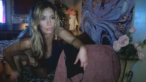 Happy milf monday and i hope everyone is having a good holiday season