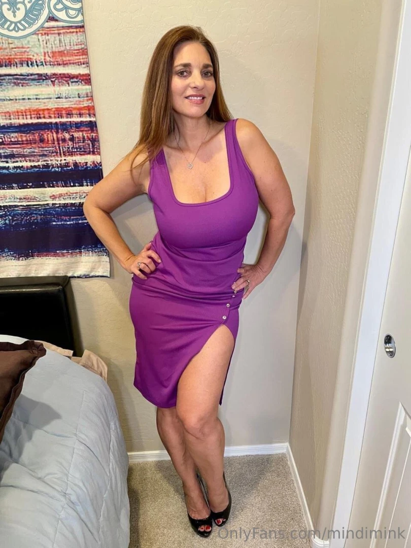 It s milf monday and i m here to remind you why it s your favorite day 