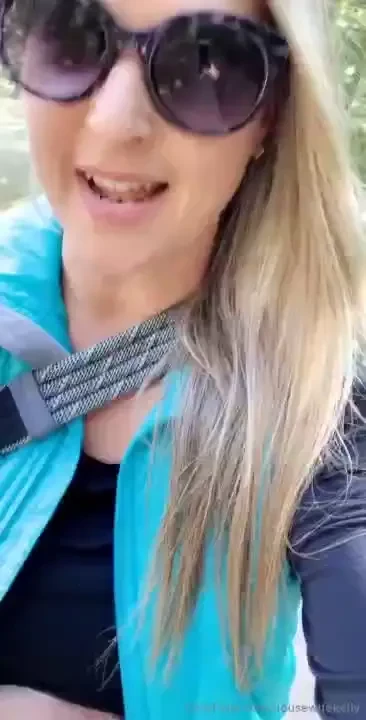 Obligatory hiking titflash 
